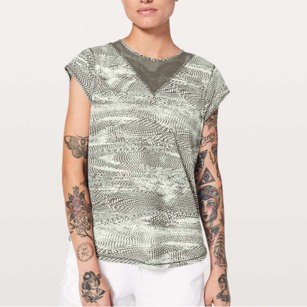 Lululemon For The Run Shirt